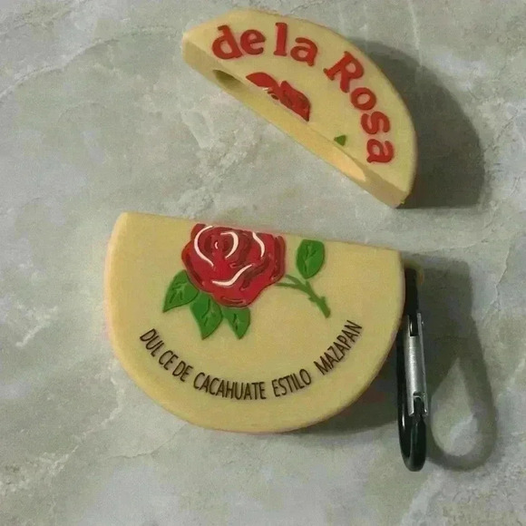 🌹 Mazapan Airpod Holder - Picture 2 of 3